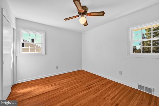 3560 SWIFTWATER LN, Brookhaven, PA 19015