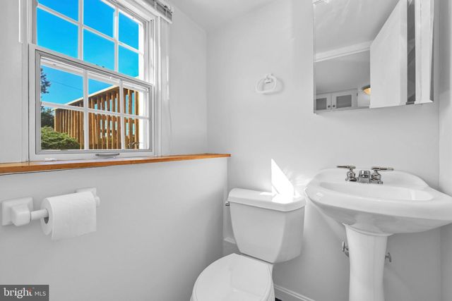 3560 SWIFTWATER LN, Brookhaven, PA 19015