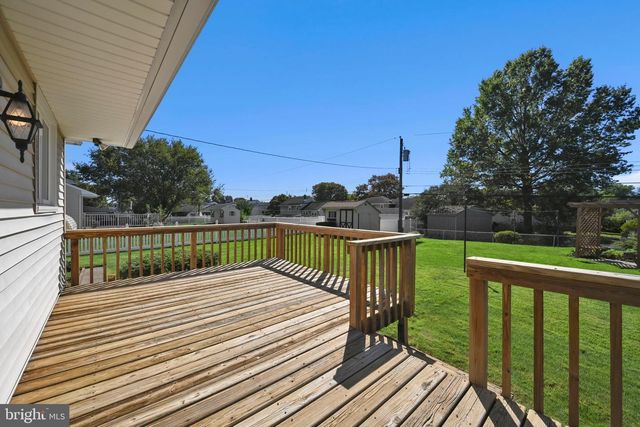 3560 SWIFTWATER LN, Brookhaven, PA 19015