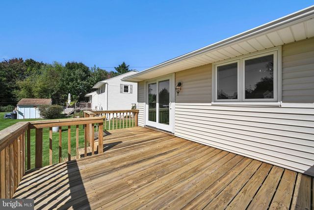 3560 SWIFTWATER LN, Brookhaven, PA 19015