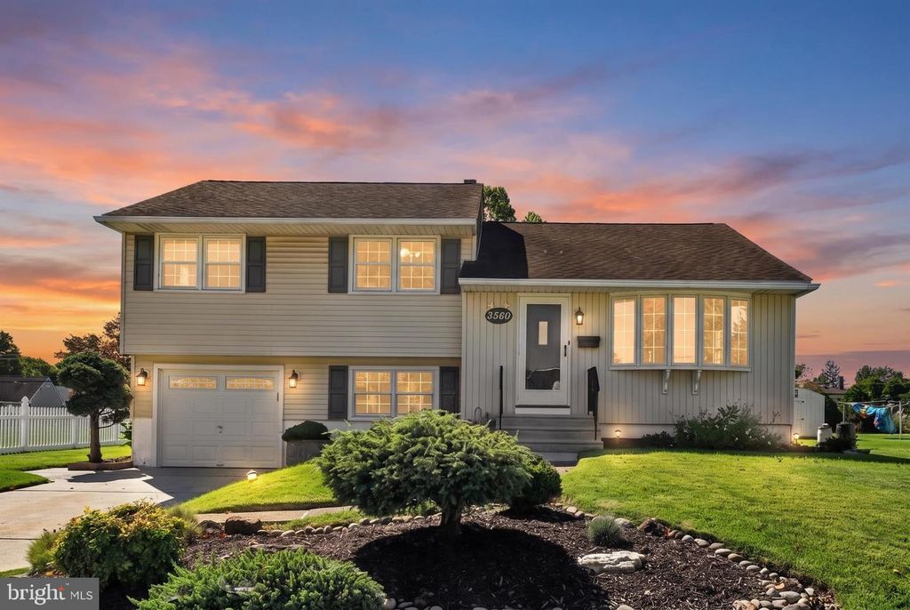 3560 SWIFTWATER LN, BROOKHAVEN, PA 19015 — photo 2