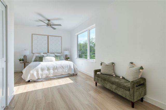 1367 W 74th Street, Cleveland, OH 44102