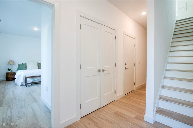 1367 W 74th Street, Cleveland, OH 44102