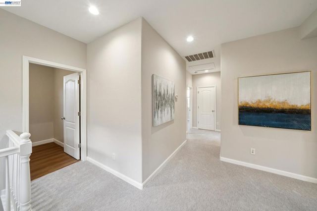 300 American Farms Ave, Lathrop, CA 95330