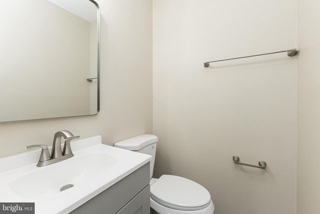 4206 GUNSTON CT, Woodbridge, VA 22193