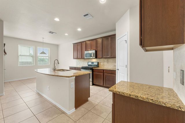 109 Camden CV, Buda, TX 78610