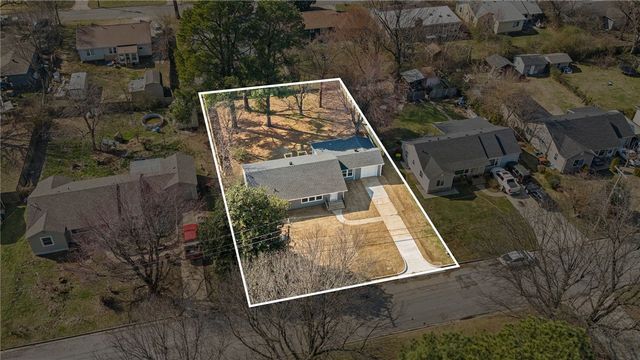 718 Maple Drive, Springdale, AR 72764