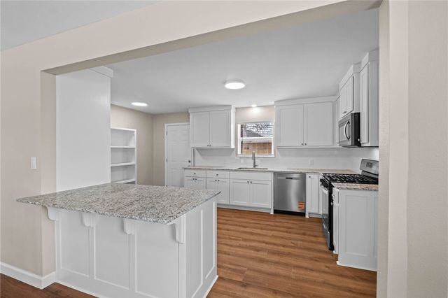 718 Maple Drive, Springdale, AR 72764