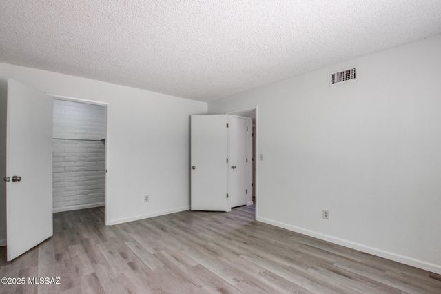 8450 E Old Spanish Trl Apt 157, Tucson, AZ 85710