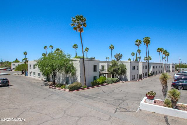 8450 E Old Spanish Trl Apt 157, Tucson, AZ 85710
