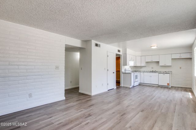 8450 E Old Spanish Trl Apt 157, Tucson, AZ 85710