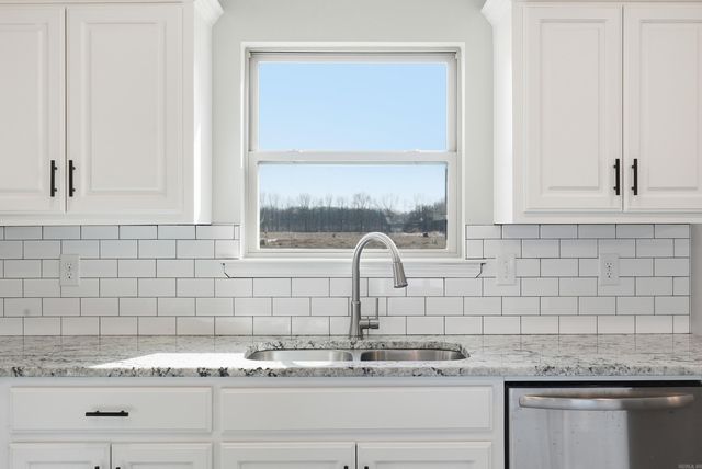 155 Lloyd Henderson Road, Beebe, AR 72012