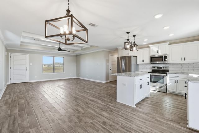 155 Lloyd Henderson Road, Beebe, AR 72012