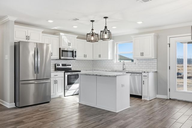 155 Lloyd Henderson Road, Beebe, AR 72012