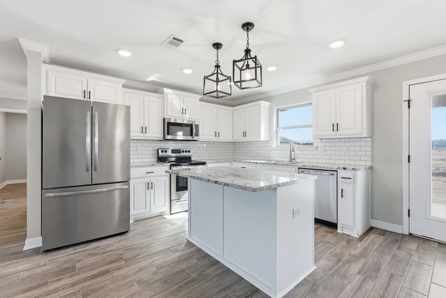 155 Lloyd Henderson Road, Beebe, AR 72012