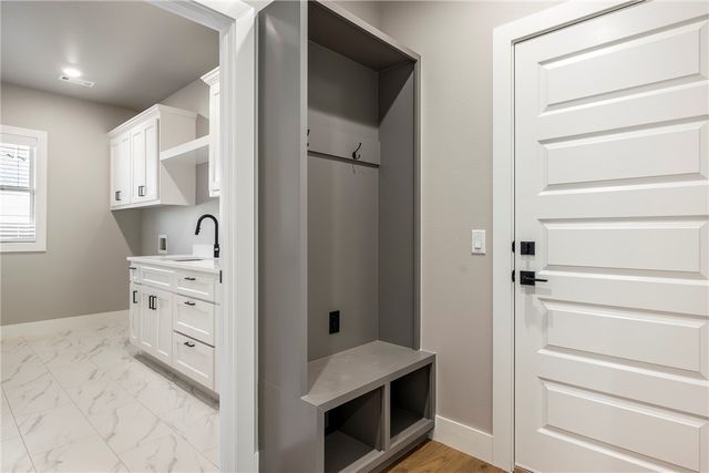 3600 SW Aurora Lane, Bentonville, AR 72713