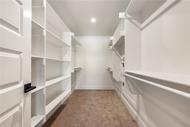 3600 SW Aurora Lane, Bentonville, AR 72713