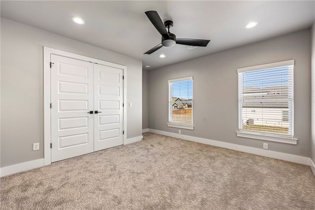 3600 SW Aurora Lane, Bentonville, AR 72713