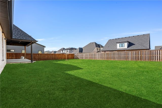 3600 SW Aurora Lane, Bentonville, AR 72713