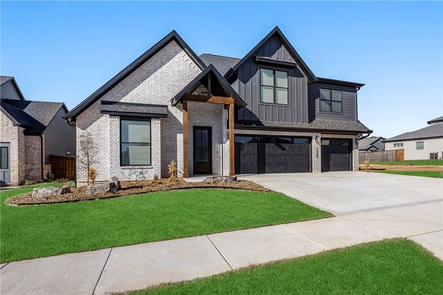 3600 SW Aurora Lane, Bentonville, AR 72713