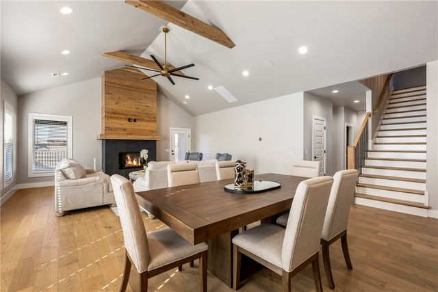 3600 SW Aurora Lane, Bentonville, AR 72713