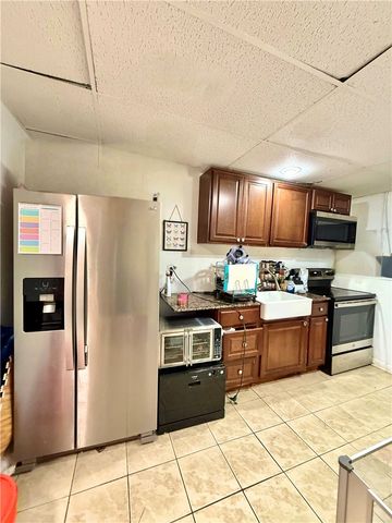 95 Dixon Street 2, Providence, RI 02907