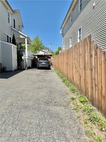 95 Dixon Street 2, Providence, RI 02907