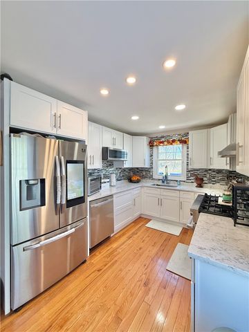 95 Dixon Street 2, Providence, RI 02907