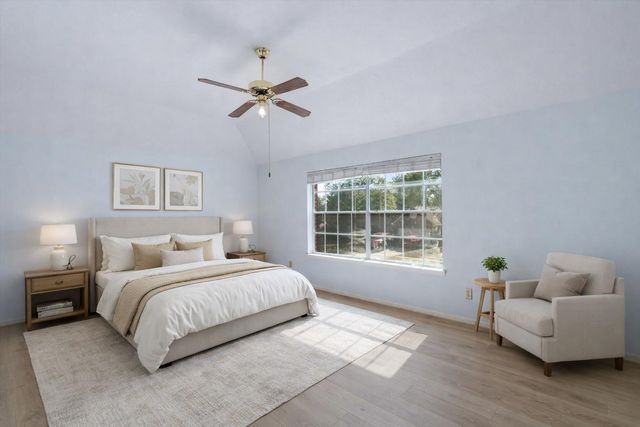 2630 Lakeway Drive, Seabrook, TX 77586