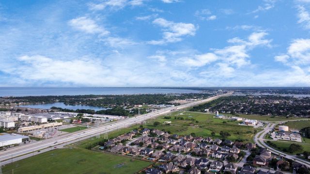 2630 Lakeway Drive, Seabrook, TX 77586