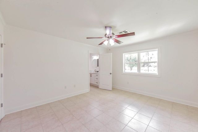 102 Nancy Court, Thibodaux, LA 70301