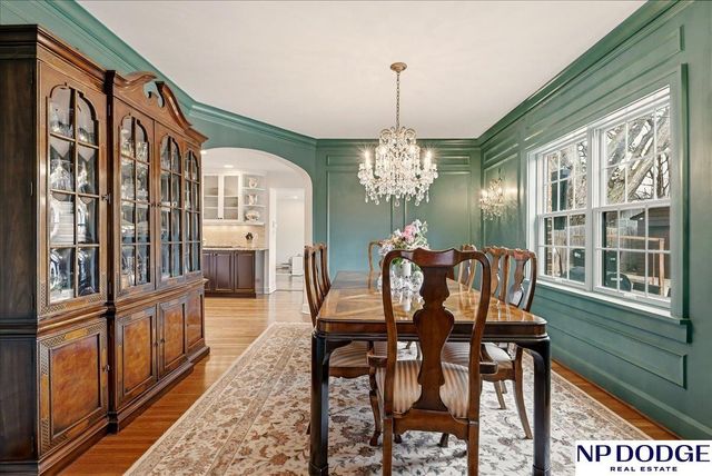 673 N 57 Street, Omaha, NE 68132