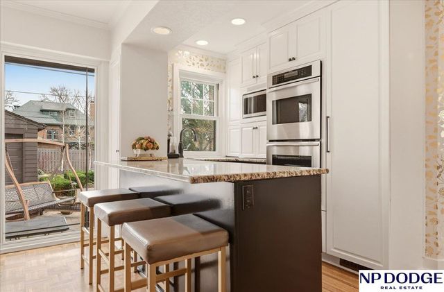 673 N 57 Street, Omaha, NE 68132