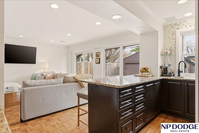 673 N 57 Street, Omaha, NE 68132