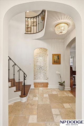 673 N 57 Street, Omaha, NE 68132