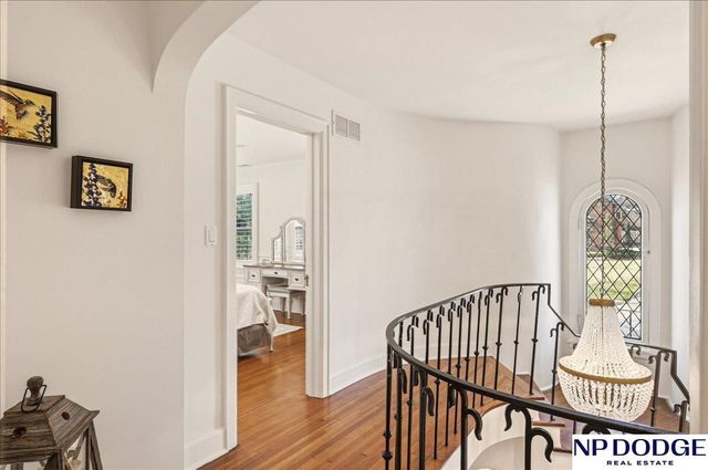 673 N 57 Street, Omaha, NE 68132