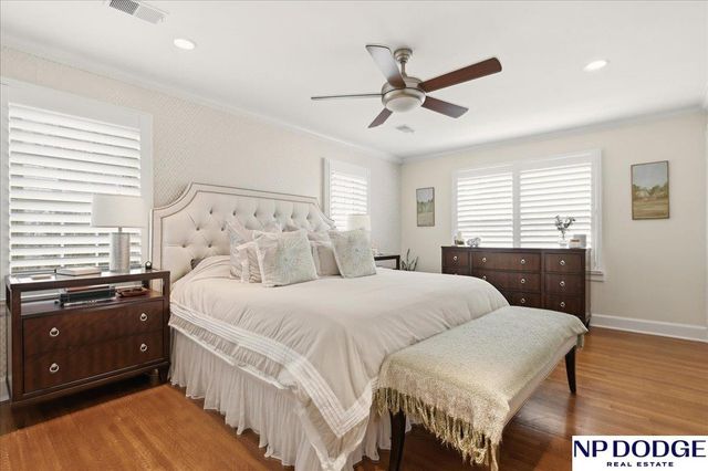 673 N 57 Street, Omaha, NE 68132