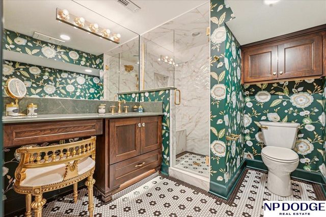 673 N 57 Street, Omaha, NE 68132