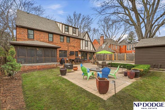 673 N 57 Street, Omaha, NE 68132