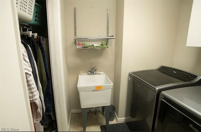 1006 Powers 1, Youngstown, OH 44505