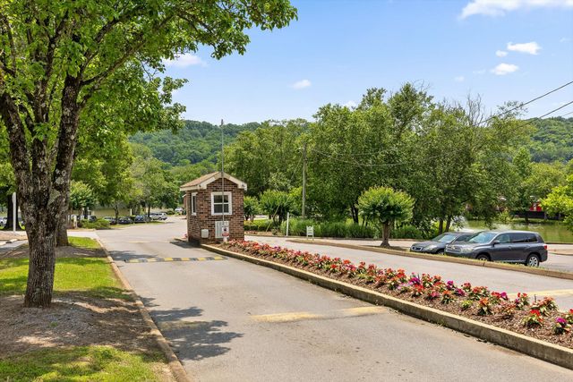 900 Mountain Creek Road P234, Chattanooga, TN 37405