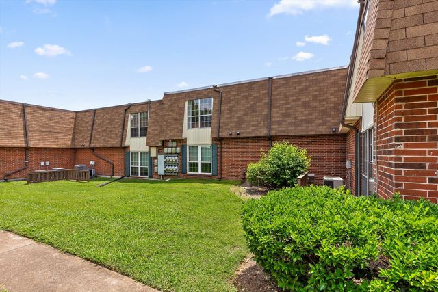 900 Mountain Creek Road P234, Chattanooga, TN 37405