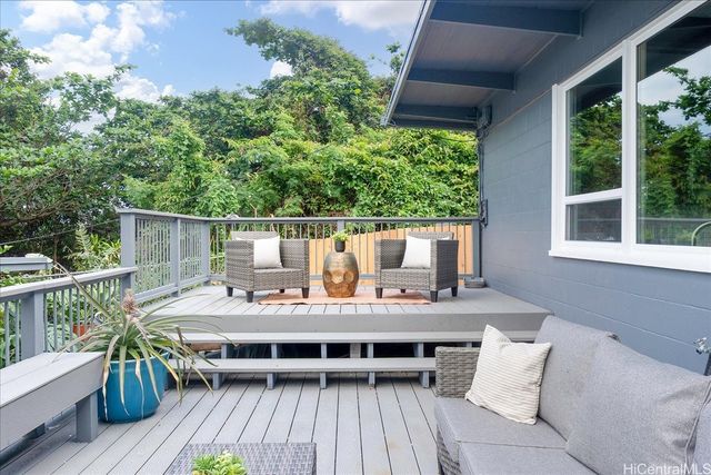 47-174 Kamehameha Highway, Kaneohe, HI 96744