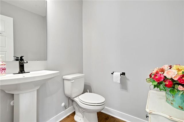 3807 SW Walsh Drive, Lee's Summit, MO 64082