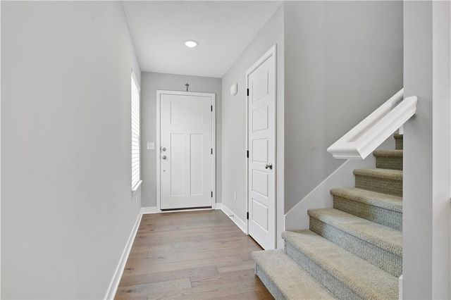 3807 SW Walsh Drive, Lee's Summit, MO 64082