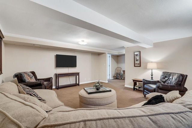 1559 Young DRIVE W, Onalaska, WI 54650