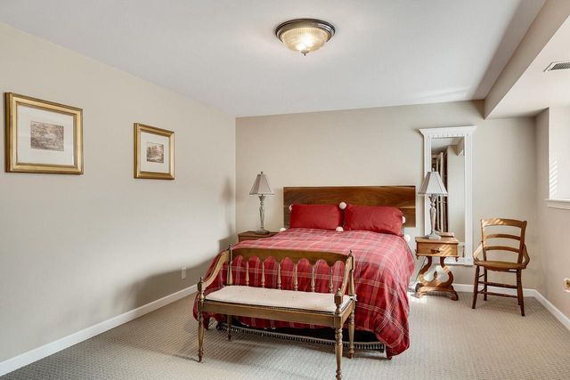 1559 Young DRIVE W, Onalaska, WI 54650