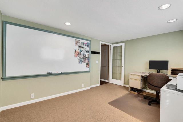 1559 Young DRIVE W, Onalaska, WI 54650