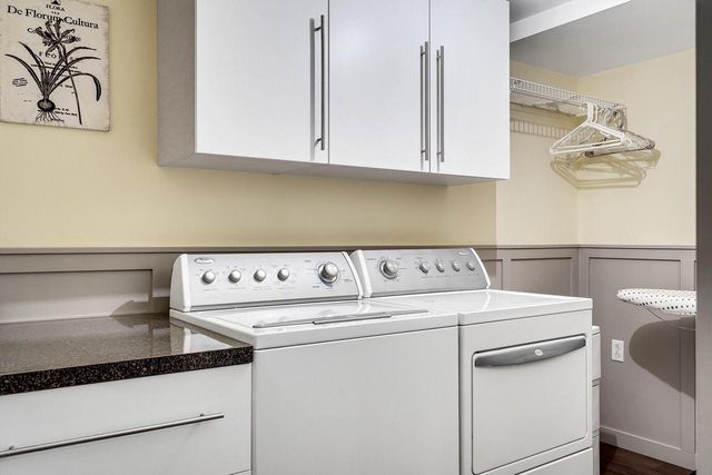 1559 Young DRIVE W, Onalaska, WI 54650