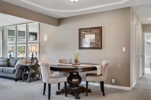 1559 Young DRIVE W, Onalaska, WI 54650